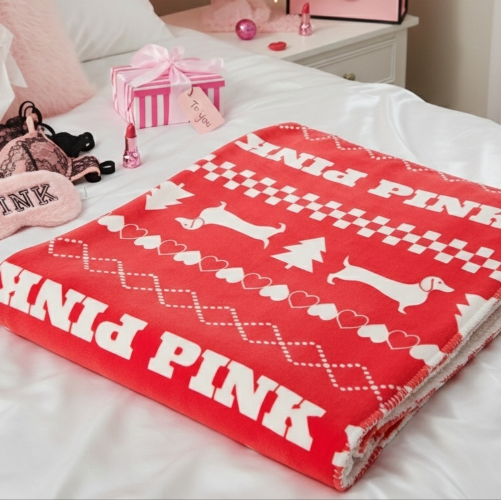 PINK Victoria's Secret Festive Red Blanket, NWOT,  Like New,